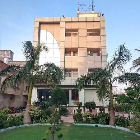 Varanasi Palace Екстериор снимка