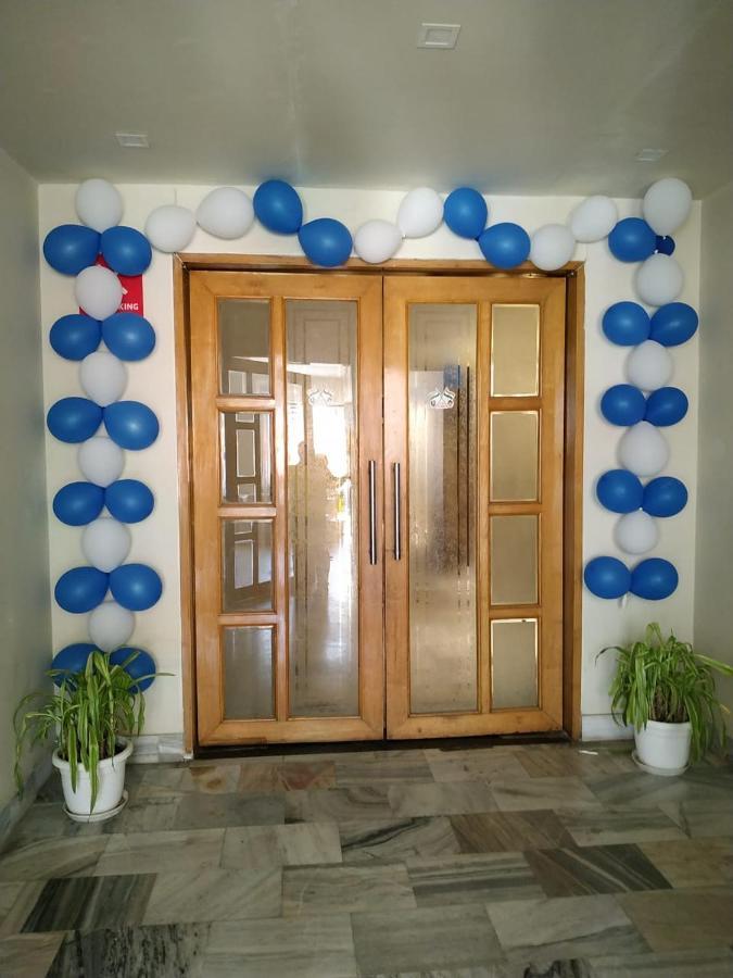 Varanasi Palace Екстериор снимка