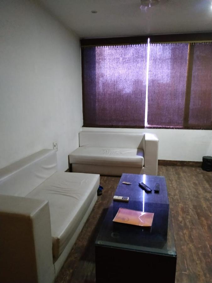 Varanasi Palace Екстериор снимка