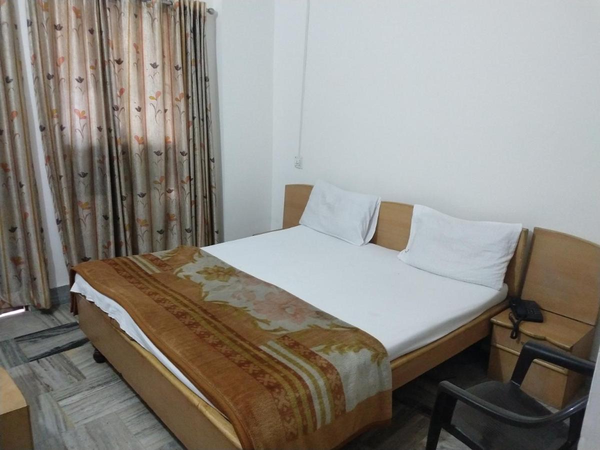 Varanasi Palace Екстериор снимка