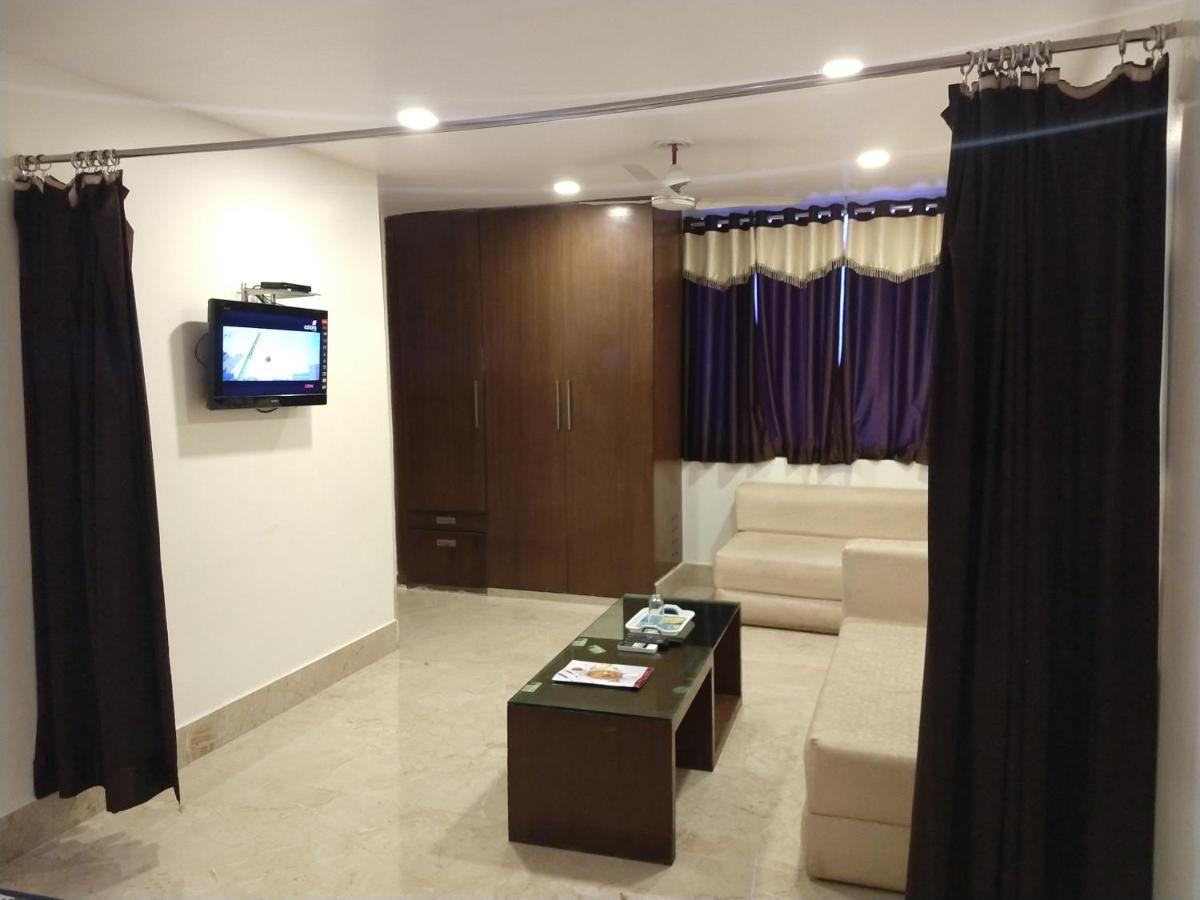 Varanasi Palace Екстериор снимка