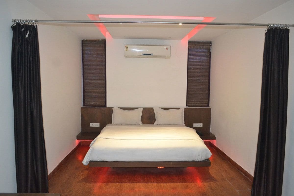 Varanasi Palace Екстериор снимка